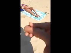 Dickflash - Cumshot for beach girl